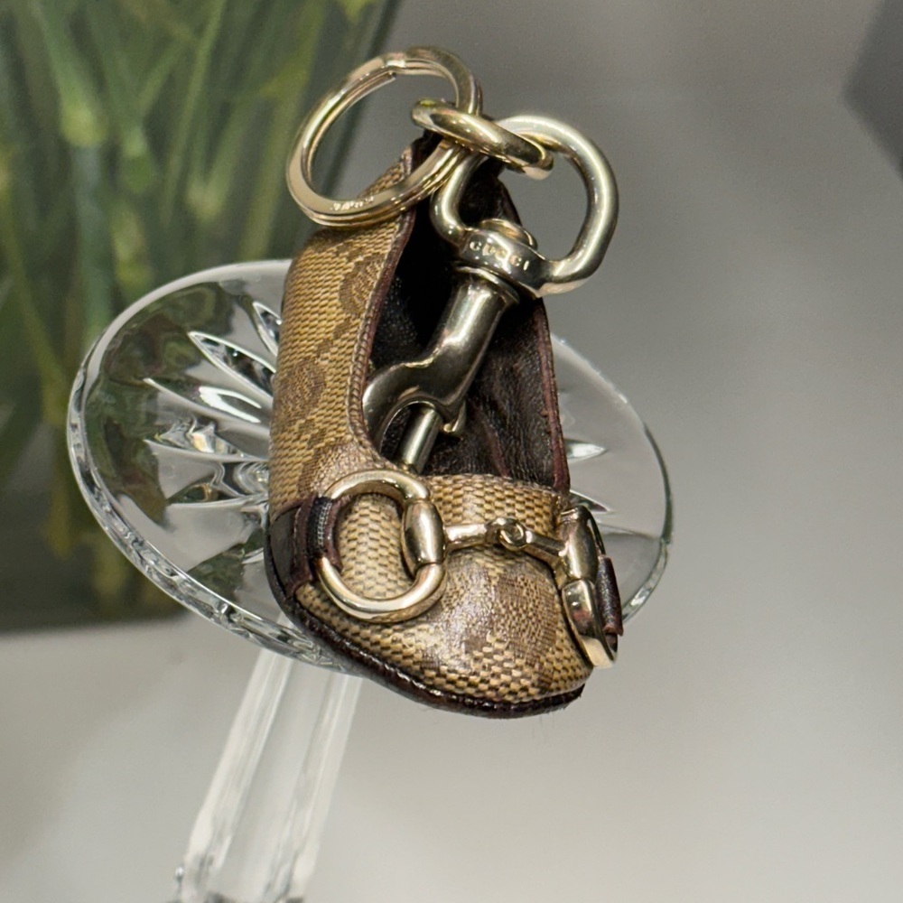 Gucci Horsebit Brown GG Logo Keychain Tiny Shoe Charm Gold Hardware + COA - Picture 11 of 12